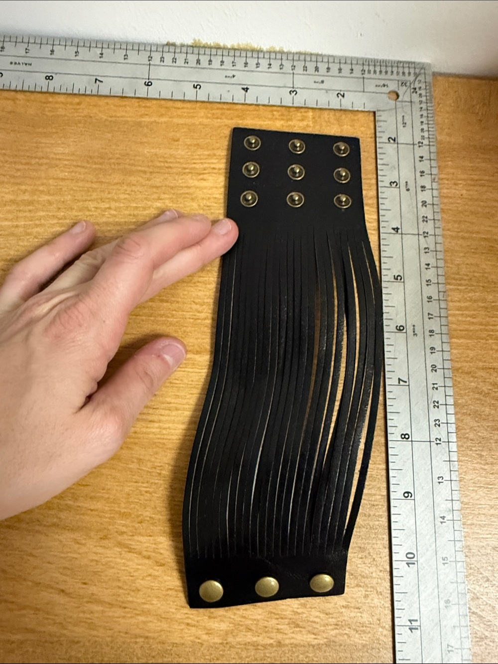 Faux leather wide black bracelet - Picture 3 of 3